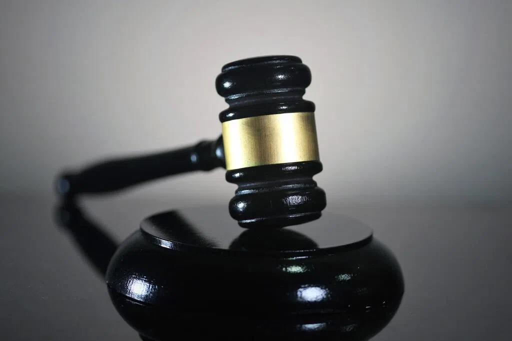 高庭法官蒋诗琦下判时指出，尽管曾因犯下同类罪行而入狱两次，但被告出狱后很快重蹈覆辙，甚至在被诊断患有血癌后仍不知悔改，直至被警方逮捕才停止犯案。（档案照片）