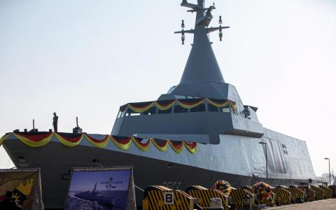 挪威撤销向马国出口海军打击导弹系统许可，导致马国首艘濒海战斗舰年底交船时可能无导弹可用。马国内阁因此决定，立即停止向挪威采购任何军备。（马新社）