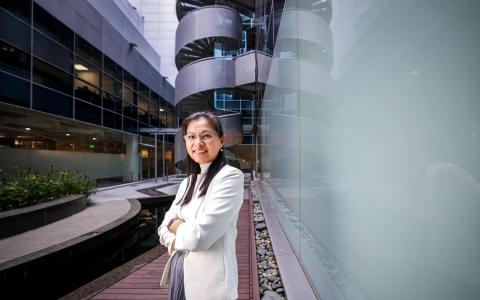 OneSystems Technologies联合创办人兼首席执行官韩美咪，用20年将业务版图从新加坡拓展至马来西亚、菲律宾和印度。（叶振忠摄）