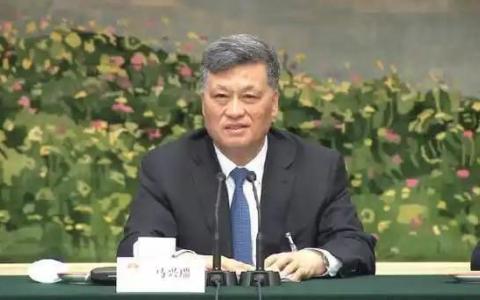 中共政治局原委员马兴瑞被“双开”，官方通报指他“纵容放任亲属利用本人职务影响谋取巨额利益，大搞家族腐败”，将公权力异化为谋取个人私利的工具。（互联网）